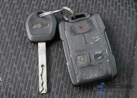 2020 Chevrolet Silverado 1500 4Wd Short Bed Custom from USA, damaged, VIN 3GCPYBEK4LG138427